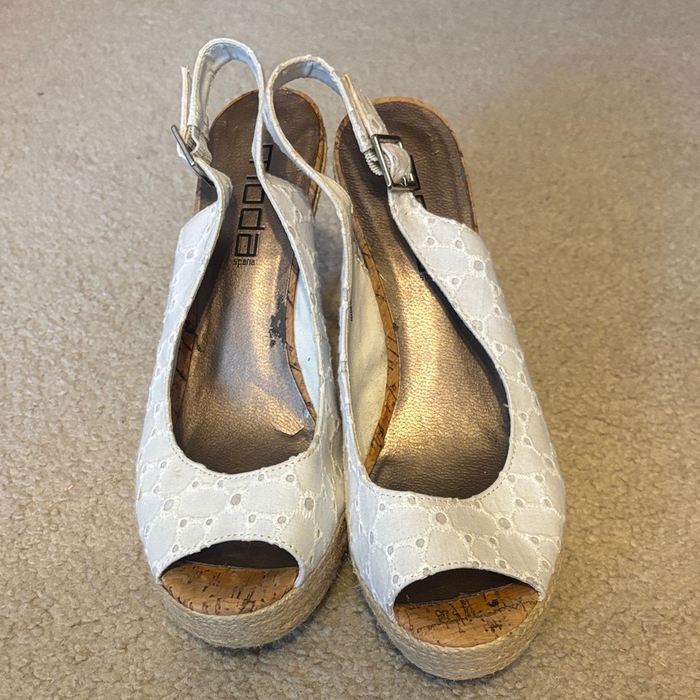 NUDE Cream Lace Espadrille Wedges